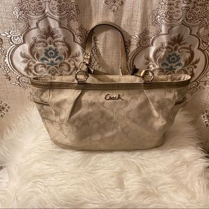 Preloved coach shoulder bag